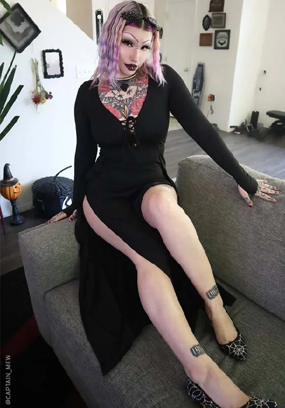 Halloween - themed corsets for a spooky costumeMorticia | MAXI DRESS