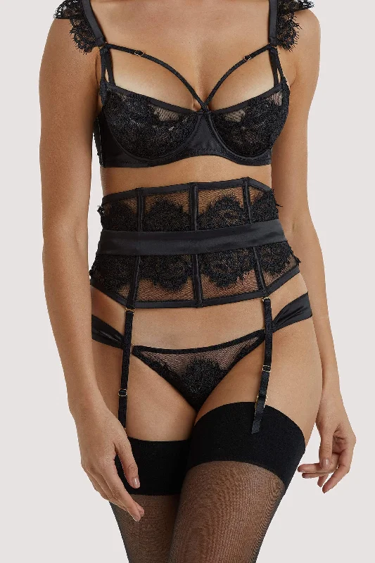Bra with a mesh - lined cup for better breathability​ Anneliese Black Lace Waspie