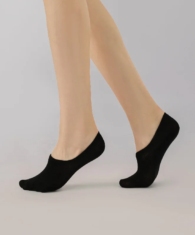 Bra with a breathable lining for a cool feel​ Energized Womens No-Show Ankle Socks