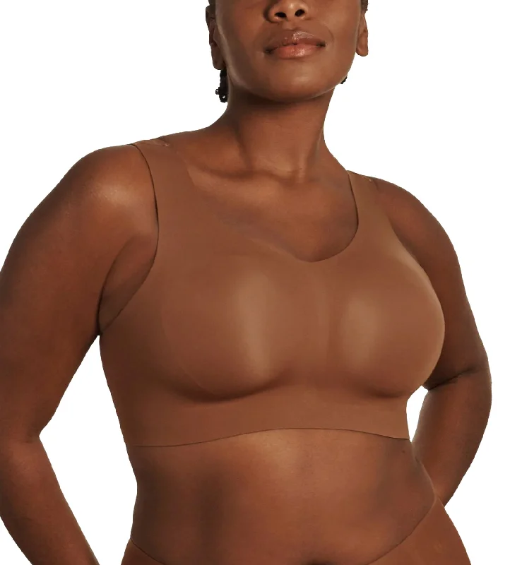Bra with a quarter - cup design for a very revealing style Evelyn & Bobbie DEFY V-Neck Bralette w/ Removable Pads (1728) - Clay Bra with a quarter - cup design for a very revealing style Evelyn & Bobbie DEFY V-Neck Bralette w/ Removable Pads (1728) - Clay