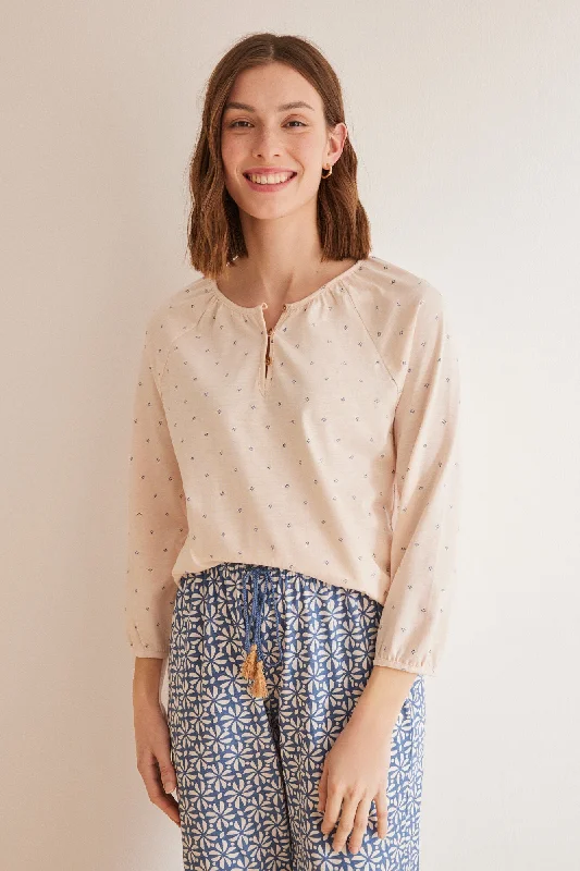 Women's bras featuring a microfiber materialPrinted 100% cotton long-sleeved T-shirt Women's bras featuring a microfiber materialPrinted 100% cotton long-sleeved T-shirt
