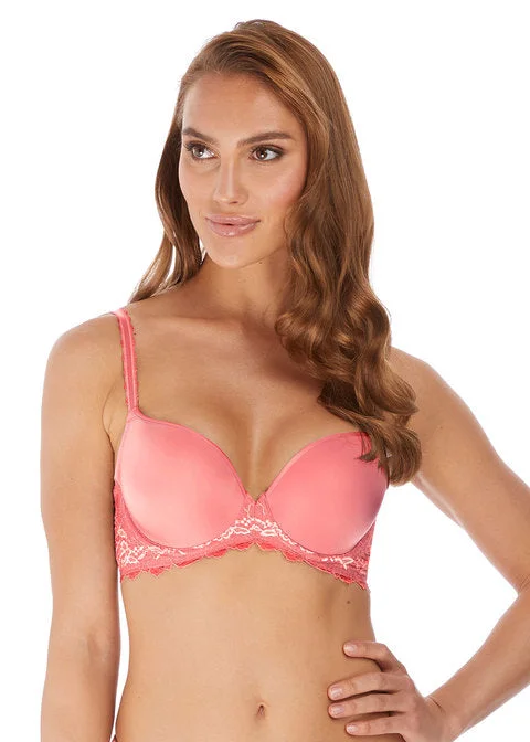 Women's bras made of soft cotton fabricWacoal Lace Perfection Contour Bra, Strawberry Ice Women's bras made of soft cotton fabricWacoal Lace Perfection Contour Bra, Strawberry Ice