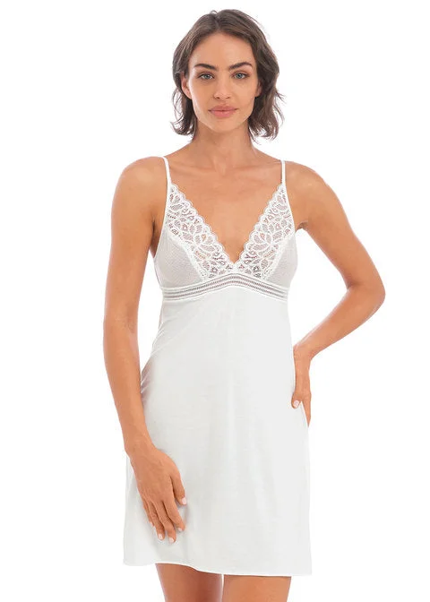 Women's Wacoal bras for plus - size womenWacoal Raffine Chemise, White