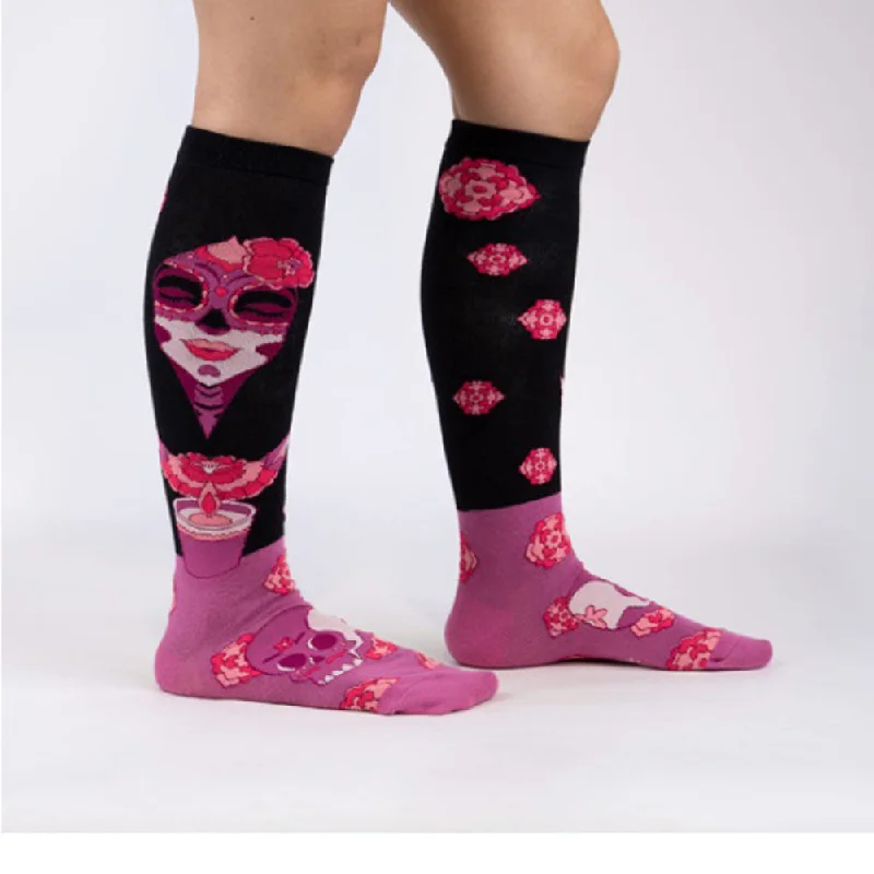 Women's ribbed knee - high socks for a classic lookSock It To Me Women's Knee High Socks - La Calavera Women's ribbed knee - high socks for a classic lookSock It To Me Women's Knee High Socks - La Calavera