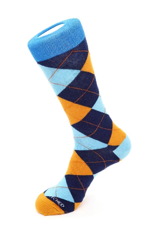 Women's over - the - calf socks with a stripe designTraditional Argyle Sock
