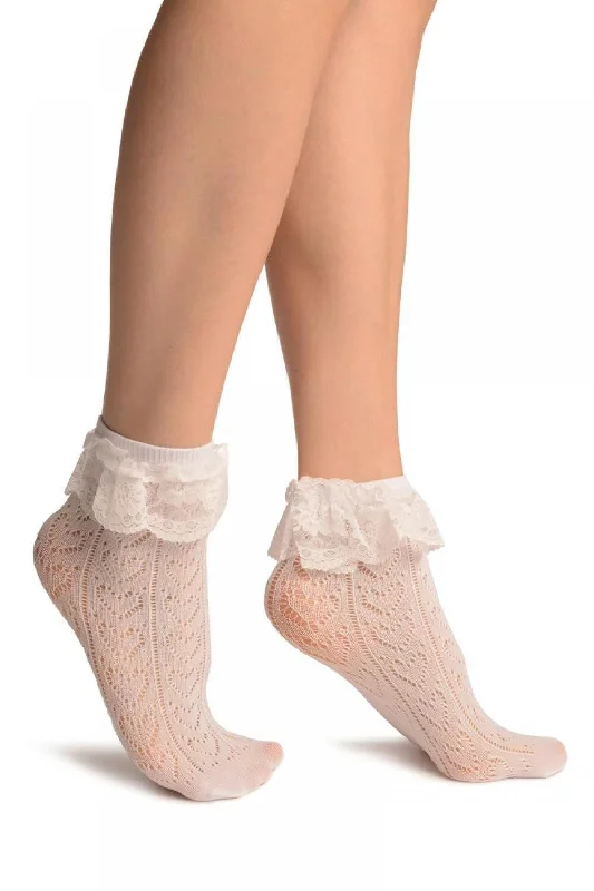 Women's silk - lined socks for a luxurious feelWhite Crochet Lace With Ruffled Lace Top Ankle High Socks Women's silk - lined socks for a luxurious feelWhite Crochet Lace With Ruffled Lace Top Ankle High Socks